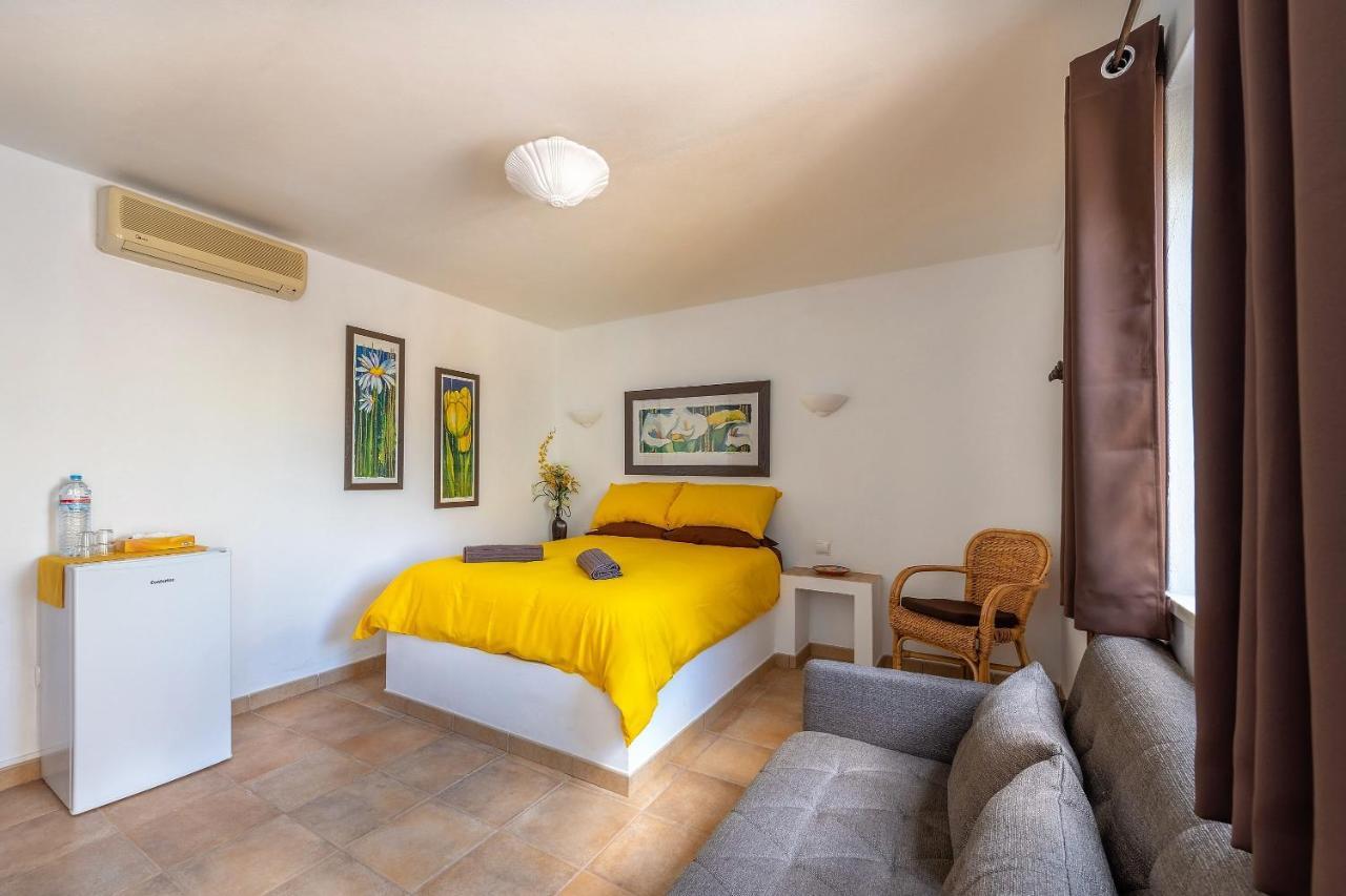 Bed and Breakfast Casa Dos Ninos São Bartolomeu de Messines Exteriér fotografie